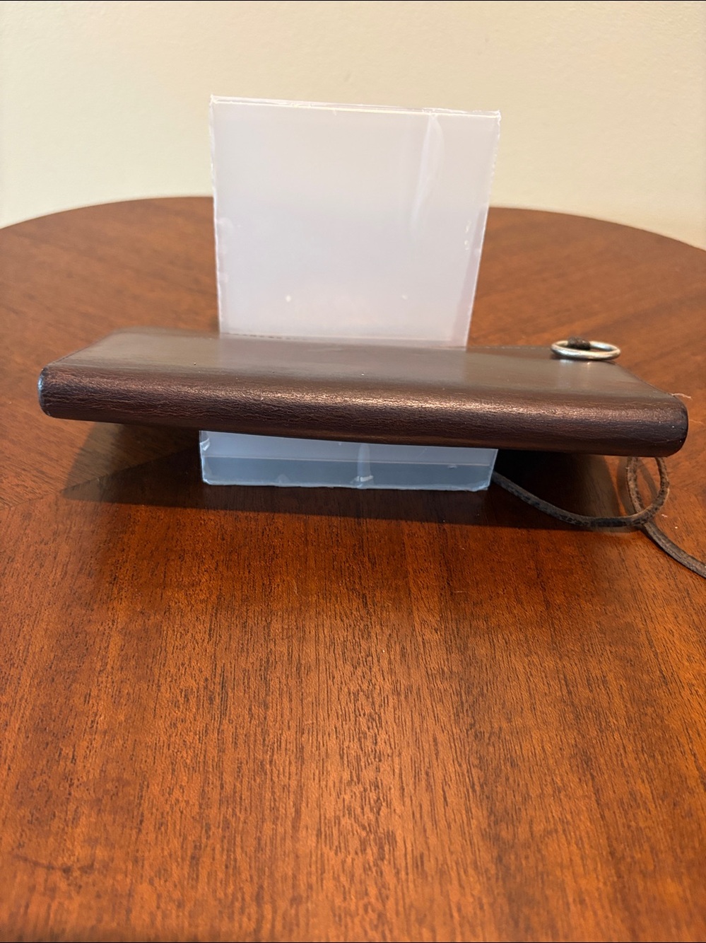 Porter  men’s Brown thick leather wallet  heavy duty holds coins bills
Cards/Tie - Picture 7 of 12